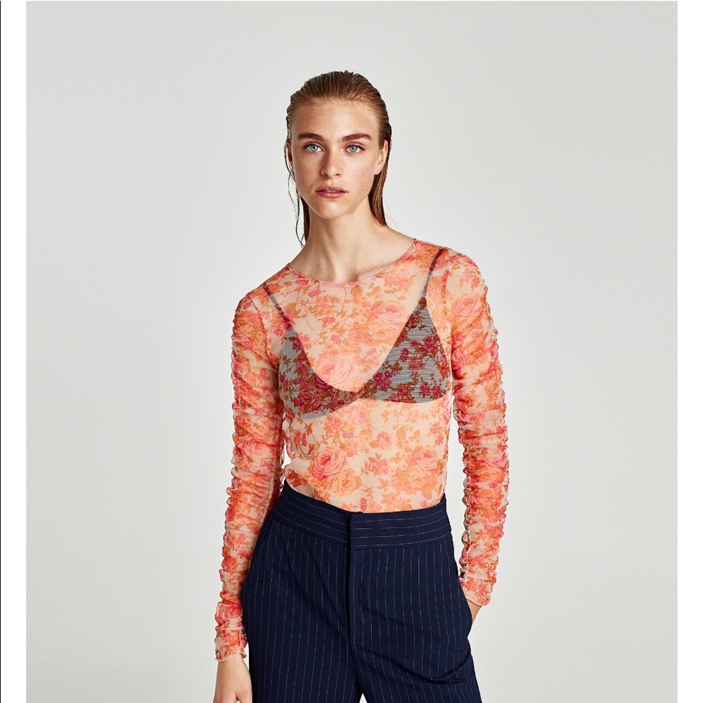 Floral Tulle T Shirt with gathered SLEEVES, NWT